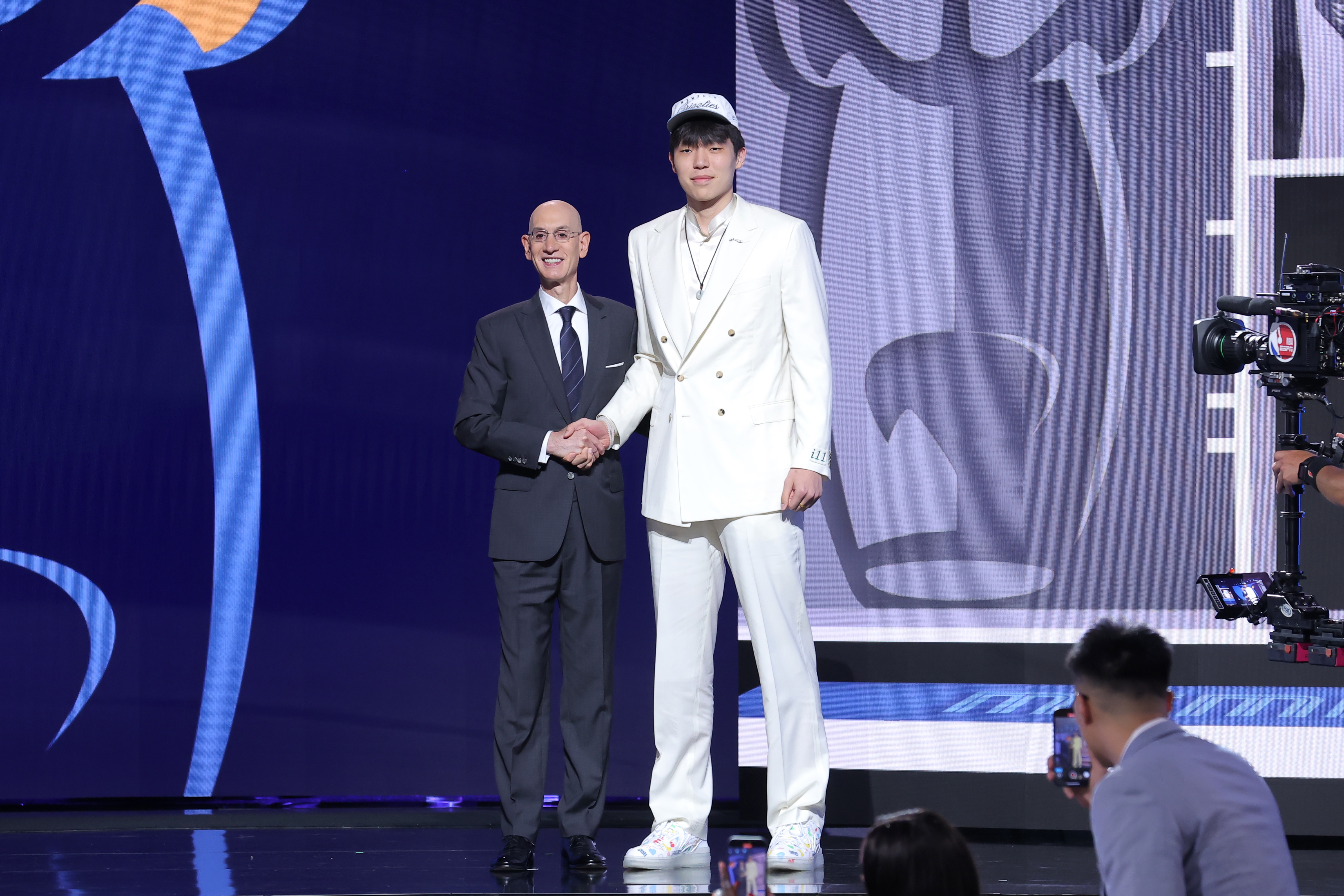 Trail Blazers選擇Yang Hansen的第16順位 第九名中國(guó)球員選擇